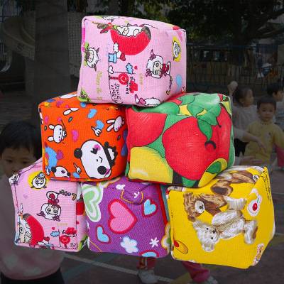 10 cartoon sand bags [random color]