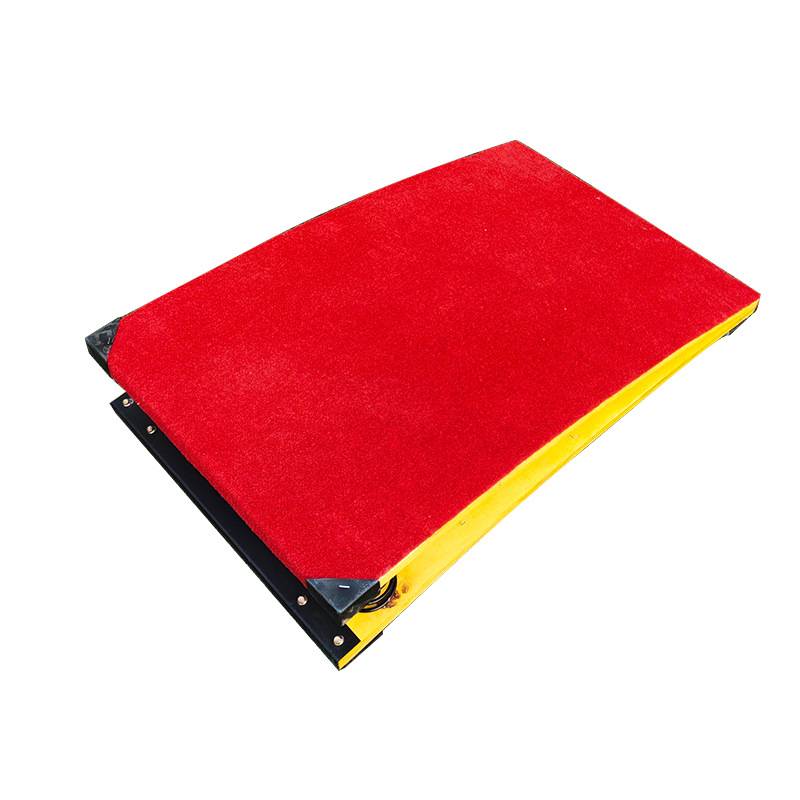 Factory S -shaped spinning band -board long -distance track and field ritual elastic board spring pedal empty flip booster children's springboard