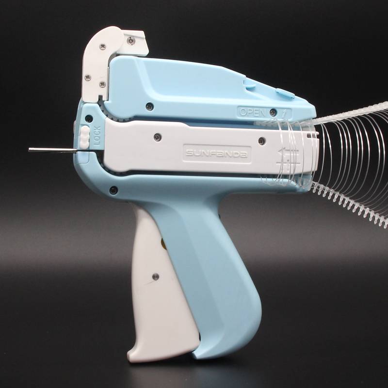 The mother -in -law buckle guns rot label tag, trademark, free of charge to wear listed gun label gun tag arter tag machines