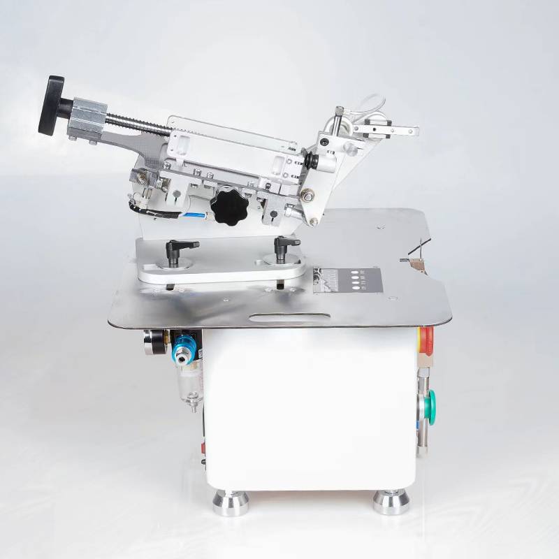 Office stationery Playing a commodity tag machine Tag, a tag label label, fine rubber clothing clothing clothing tag machine