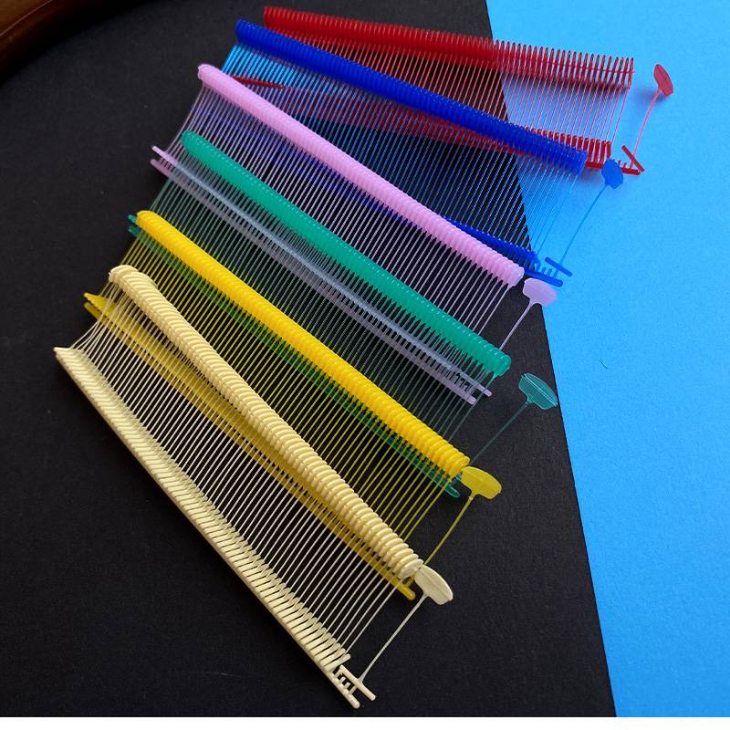 Color Gongcong Jelsi Needle Tagogle Glipper Big Gasplastic Puerants Red yellow green trademark Gun Plastic buckle labels