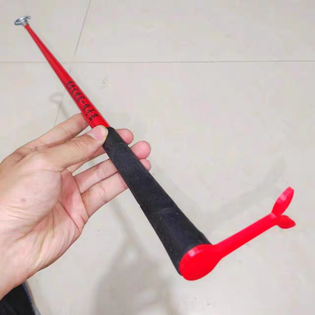 Speaker javelin training throwing