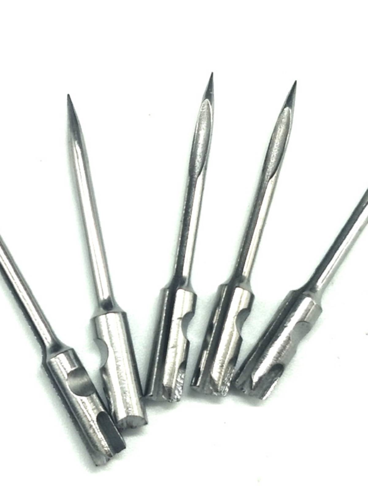 Steel needles, chandeliers, pins, a total length of 3.7 centimeters