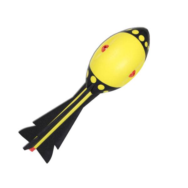 Practice the javelin with a tunnel with a whistle, the fish head, the track and field throwing the standard gun, the soft -style tunnel tap
