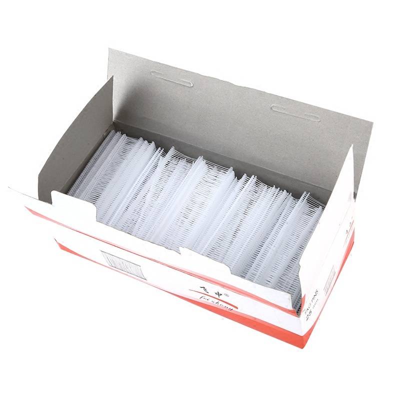 Transparent, white, cappella gel in a box of thongs and thongs for plastic clothes