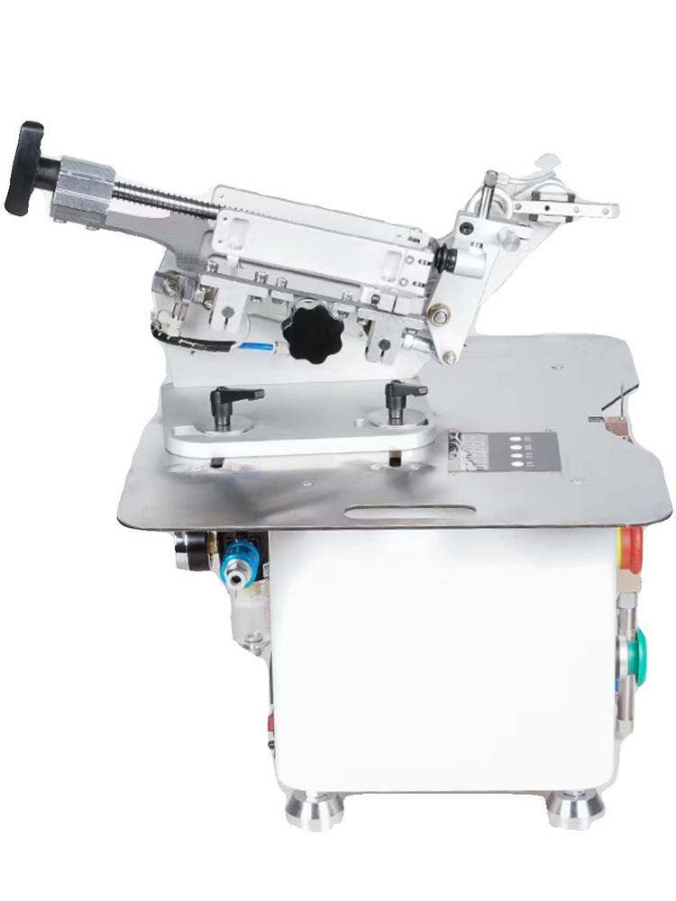 Toy Playing Merit Machine Brand Product Labeling Machine Office Culture Gettings Home Supplies Tab Cripper Machine