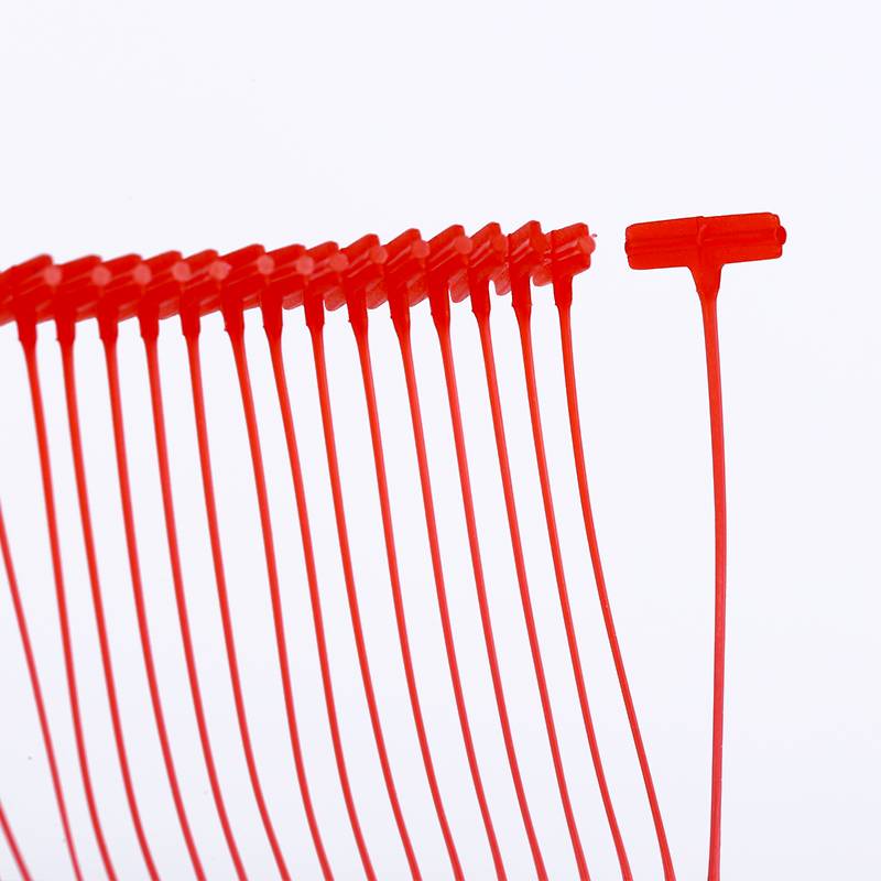 Tag needle needle to hit the tag, a needle -grabbed rubber, a red adhesive tag line plastic tag line rubber line