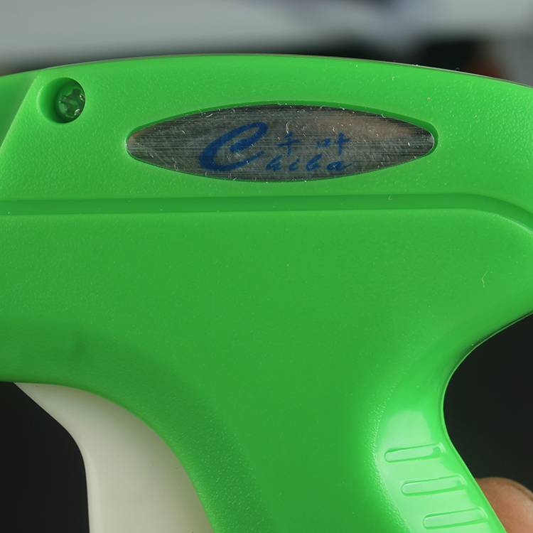 A3801 CAPTIVATOR WITH A STICKER AND A STICKER