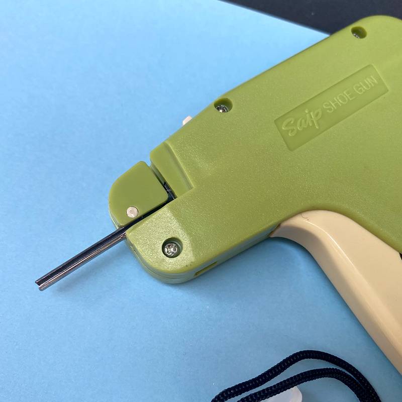 Powerful rubber gun, tag gun Bullet Bulk trademark gun fixing shoes fixed curtain guns, label label listed gun