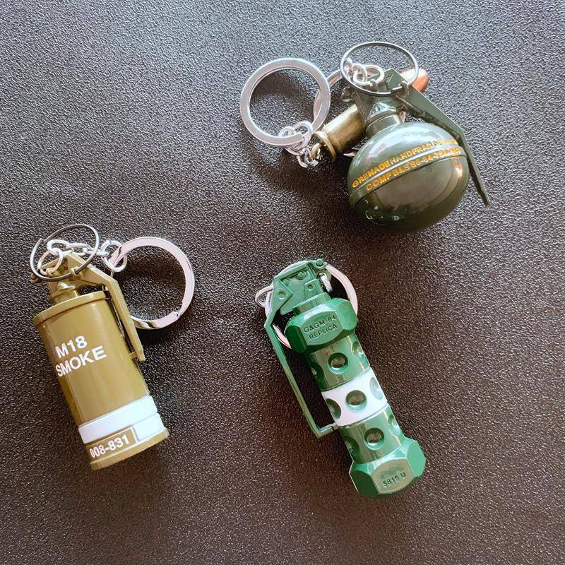 Heping Chicken Games Peripherals Toys Signal Gun Plason Grenade Elite Elite Keychain Model Model Model Pendant