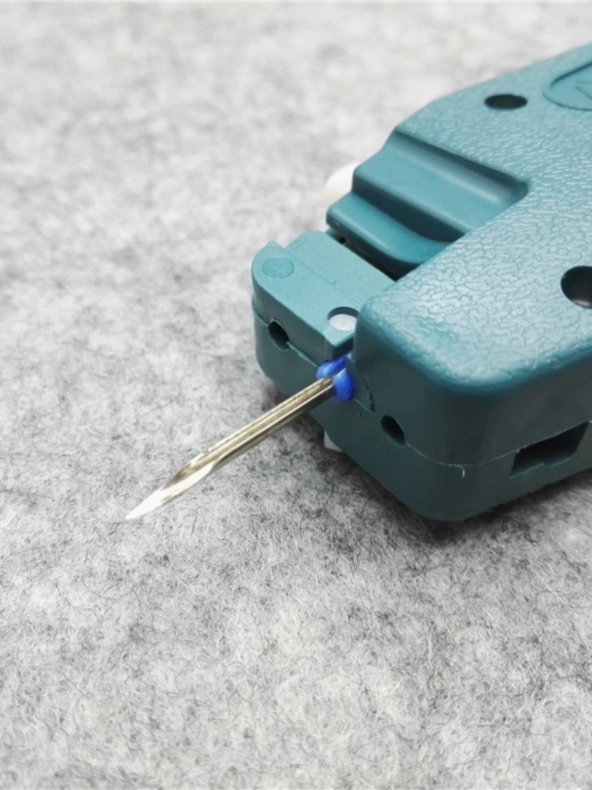 Free shipping, gum needle Siyi tag gun label gun shot gun tag gun to send five needles