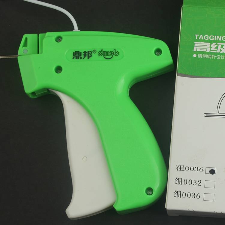 A gun with a plaster-fixer