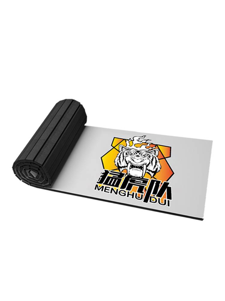 Fighting roll cushion gymnastics, wrestling practice Taekwondo pad la la la la la la showing martial arts Judo Sanda fighting cushion