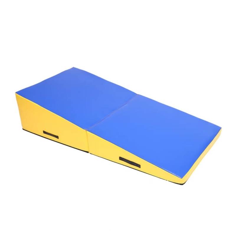 Factory Direct Selling Children's Equipment Slope Cushion Training Physical Energy Jumping Horse Jumping Box Cushion Customized Teachers Balance Wood