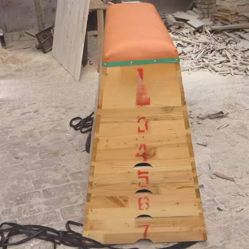 Sports martial arts jump box 7th section of middle school 5th grade five -section sports gymnasium wooden jump box