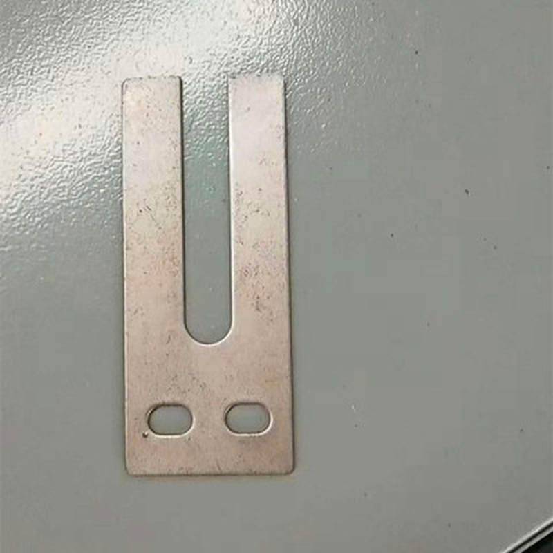 Fire hydrant box door connector card