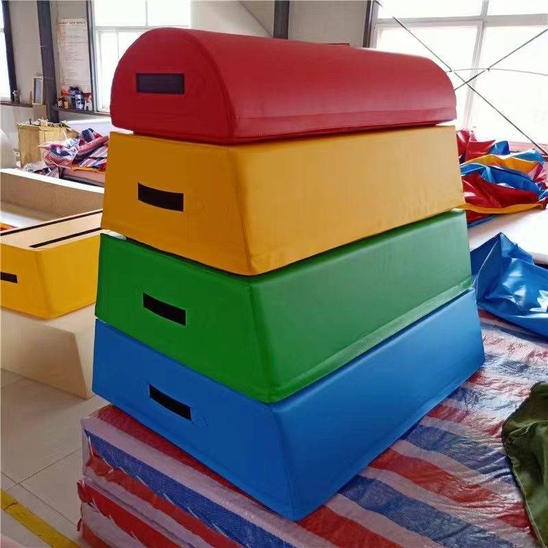 Children's four -section saddle horse jumping box software gymnastics training equipment