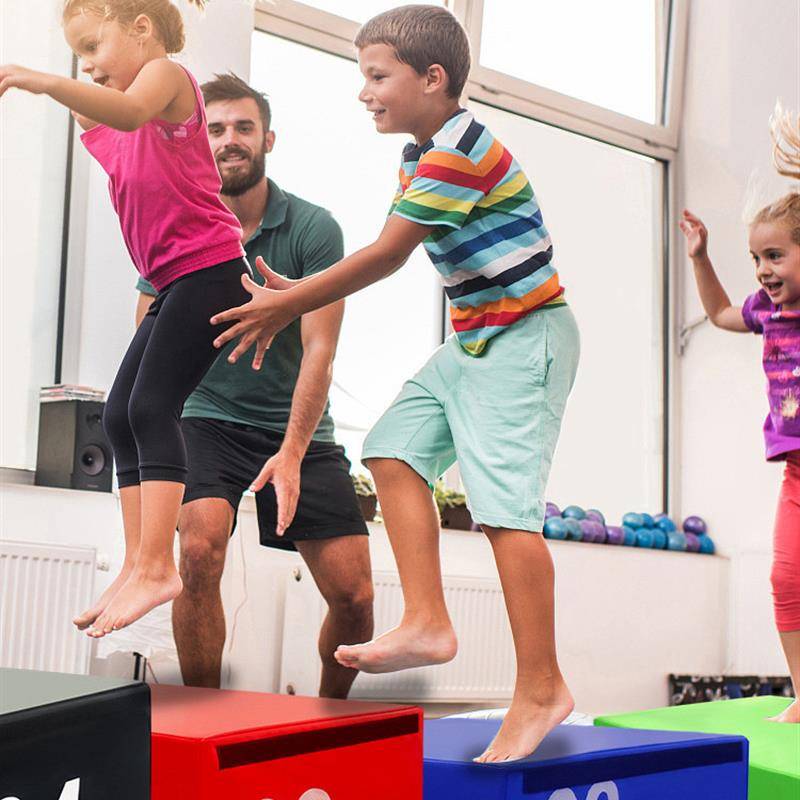 Jumpbox four and a half to train children's flexible box four, a gymnast