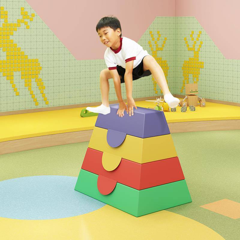Kindergarten Early Education Software Jumping Box Children Anshima Goat jumps and jumps and jumps.