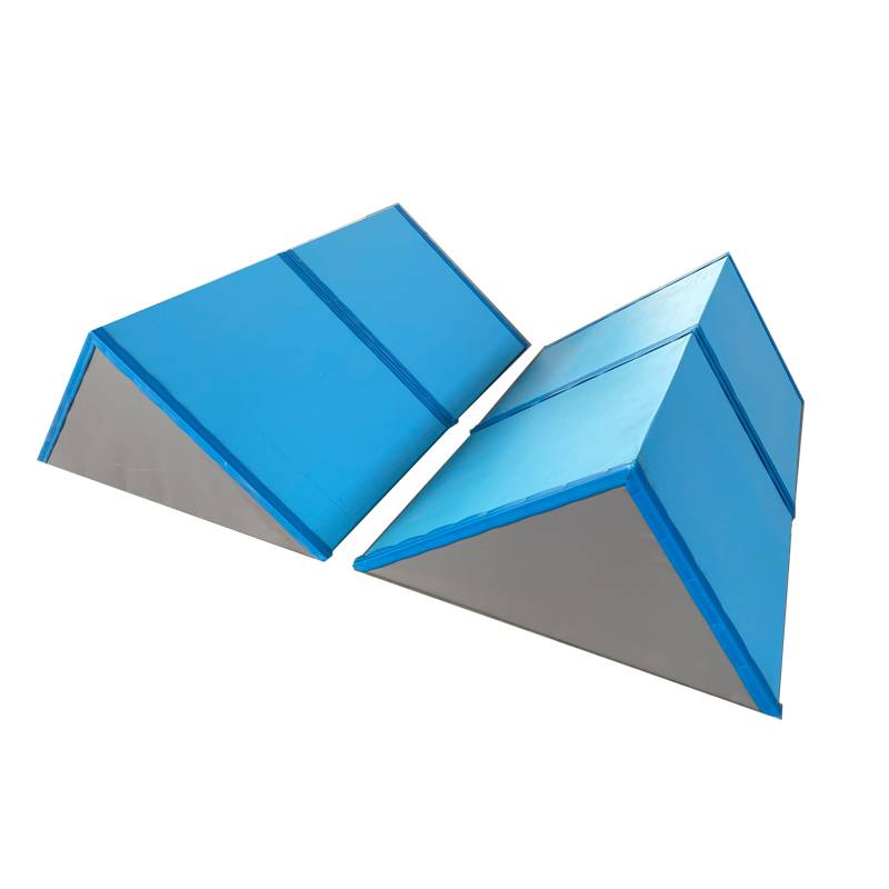 Parkour triangle kick