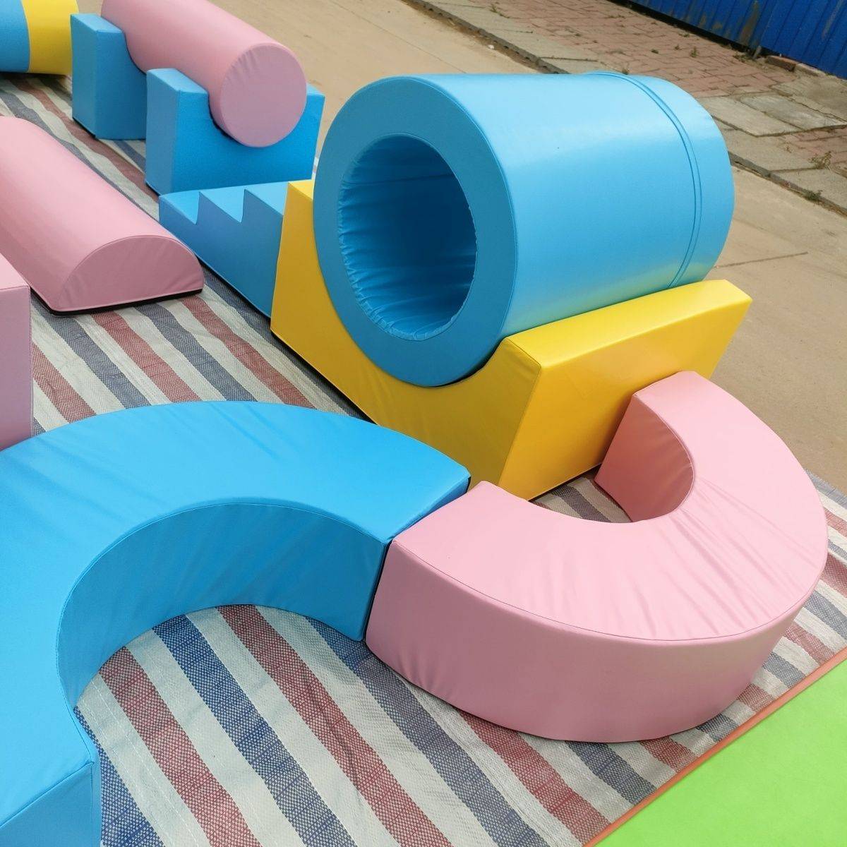 Children's physical fitness training Equipment Sensory Teachers Jumping Box Supu -C kindergarten jumping horses balancing wood combination software