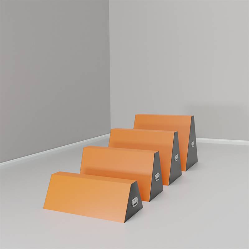 4 pieces of jump boxes