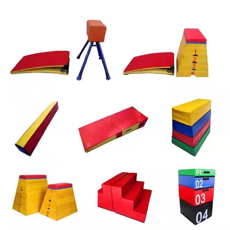 "Scrambling, pommel, pommel, pommel, pommel, pompi, pompi, pompi, pom