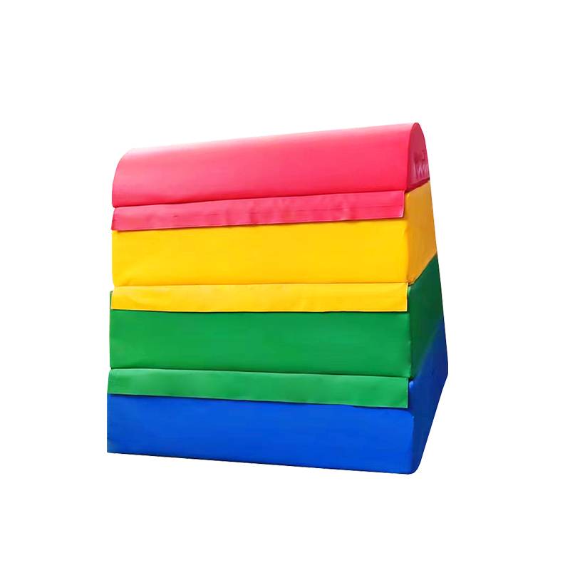 A training kit for children with a child-to-child-career dome-to-penetrating set of children with physical and physical impairments