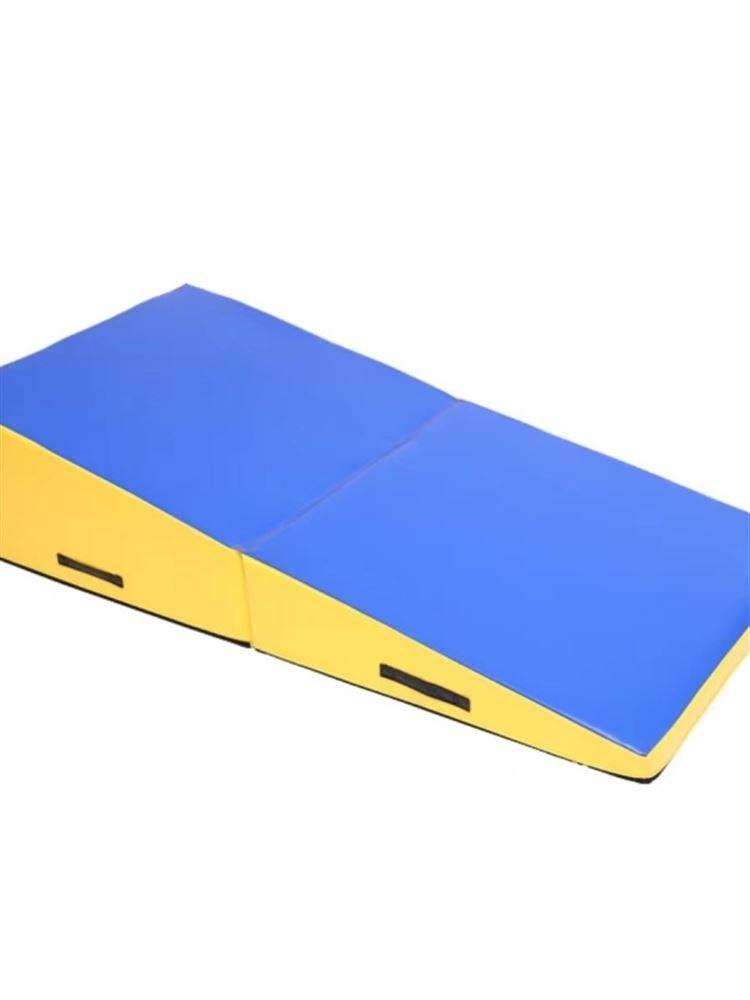 Factory Direct Selling Children's Equipment Slope Cushion Training Physical Energy Jumping Horse Jumping Box Cushion Customized Teachers Balance Wood