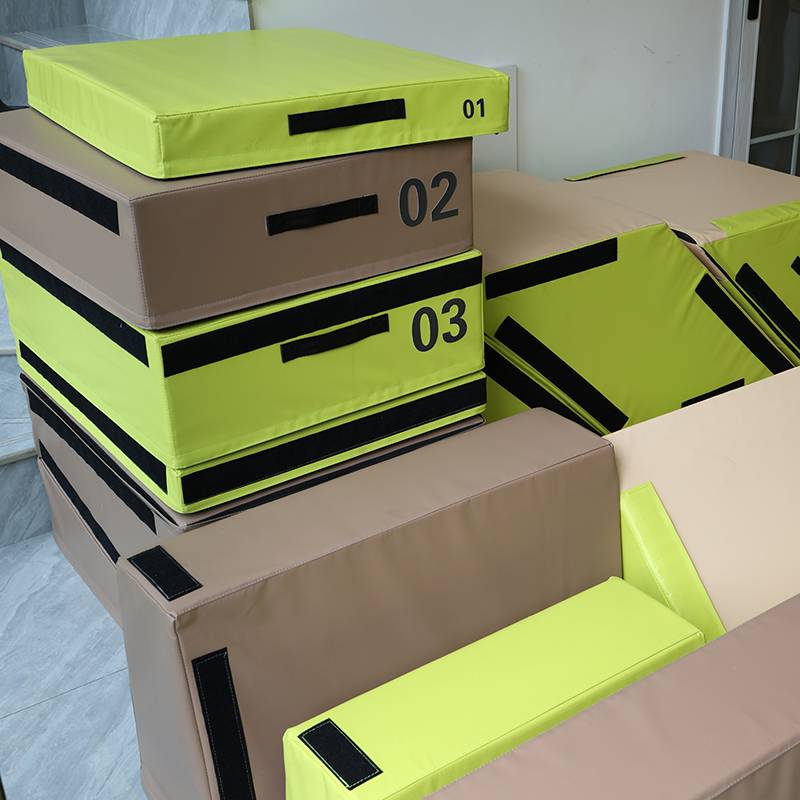Children's outdoor flight cooling combination a full set of early educational fitness sports hall jump box cool running balancing sensor training equipment