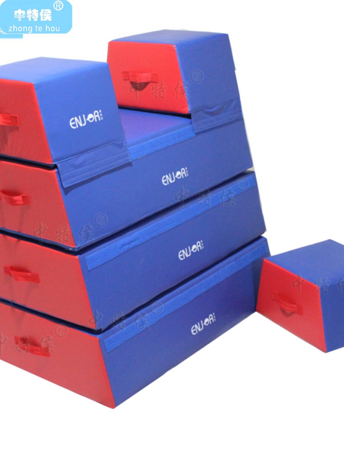 The kindergarten saddling box software jumping horse pier trapezoidal adjustable multi -layer running big jump box body appropriate energy sports equipment