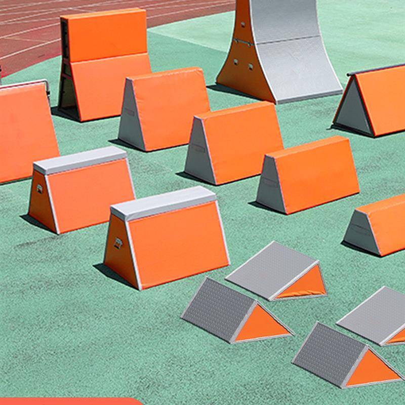 Children's physical energy circulating device combination Kindergarten jumping horse jumping box children's parkour training equipment