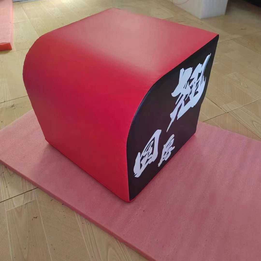 The buttocks push the hip bridge with the box yoga, the buttocks, the private education, the fitness equipment of the house