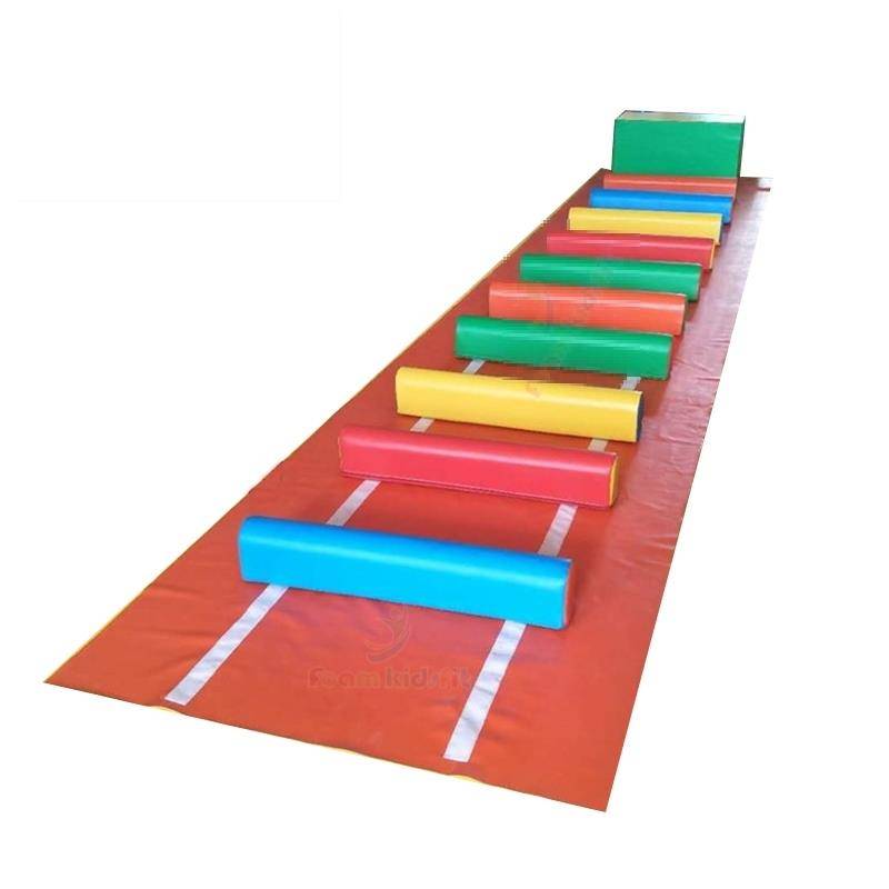 12 sets of running -jumping obstacles