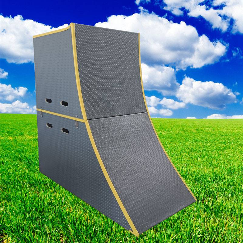 Curved arc jump box