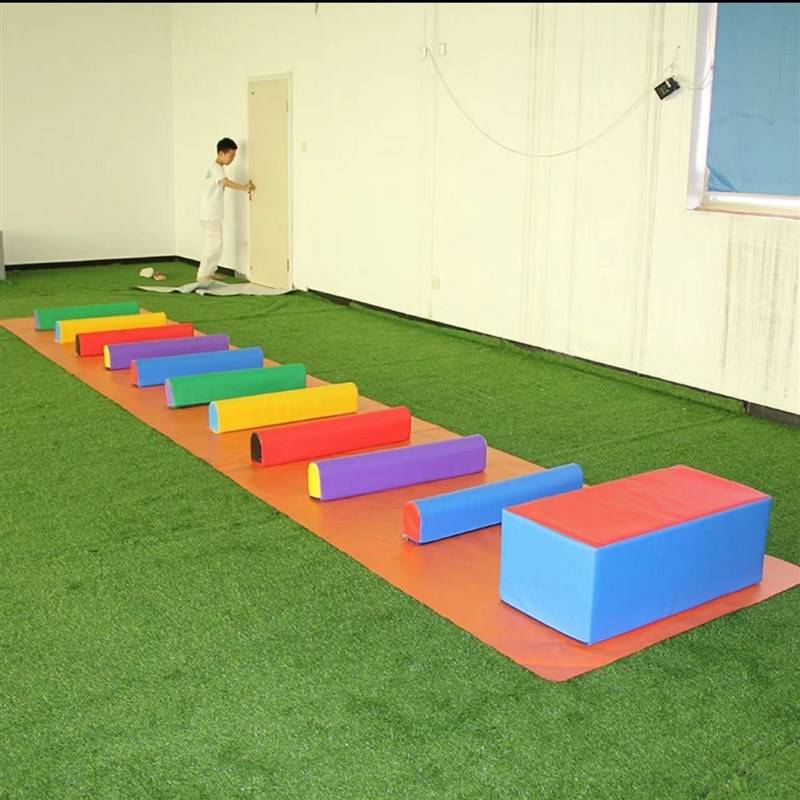Running and jumping combination (thickened PVC tear -anti -tear leather)