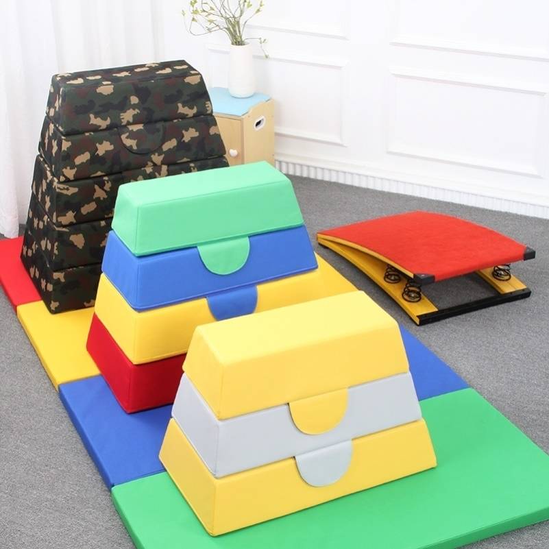Children's physical fitness training Equipment Kindergarten Early Education Software Jumping Horse Sensory Sports Training Equipment Saded Horse Box