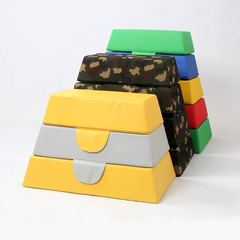 Children's physical fitness training Equipment Kindergarten Early Education Software Jumping Horse Sensory Sports Training Equipment Saded Horse Box