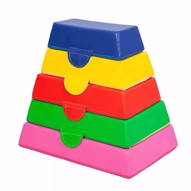 Four -in -one -jump box Children's physical fitness training equipment jumping Ma Yanshang saddling software combination fitness step box