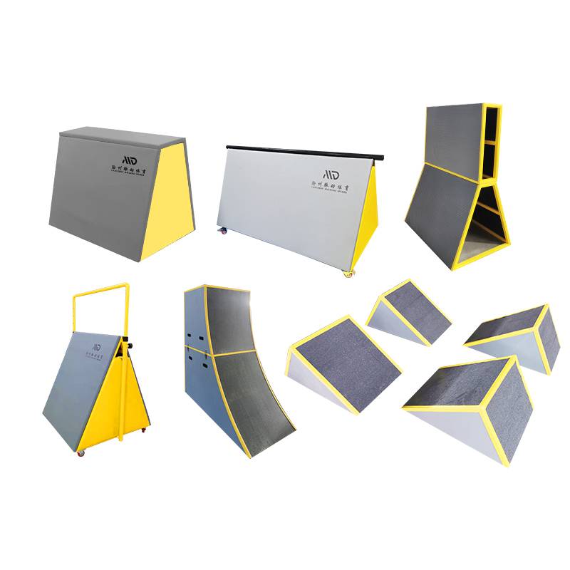Children's physical fitness parkour equipment climbing the triangle of the triangle teachings, a large wooden box trapezoidal jumping box children's training toys
