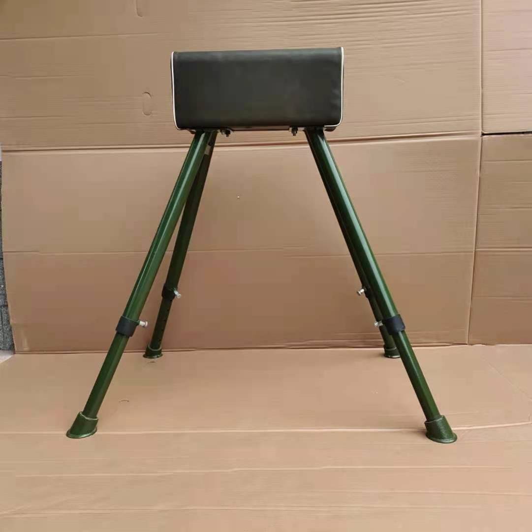 Large goat 85-125 cm high can be adjusted