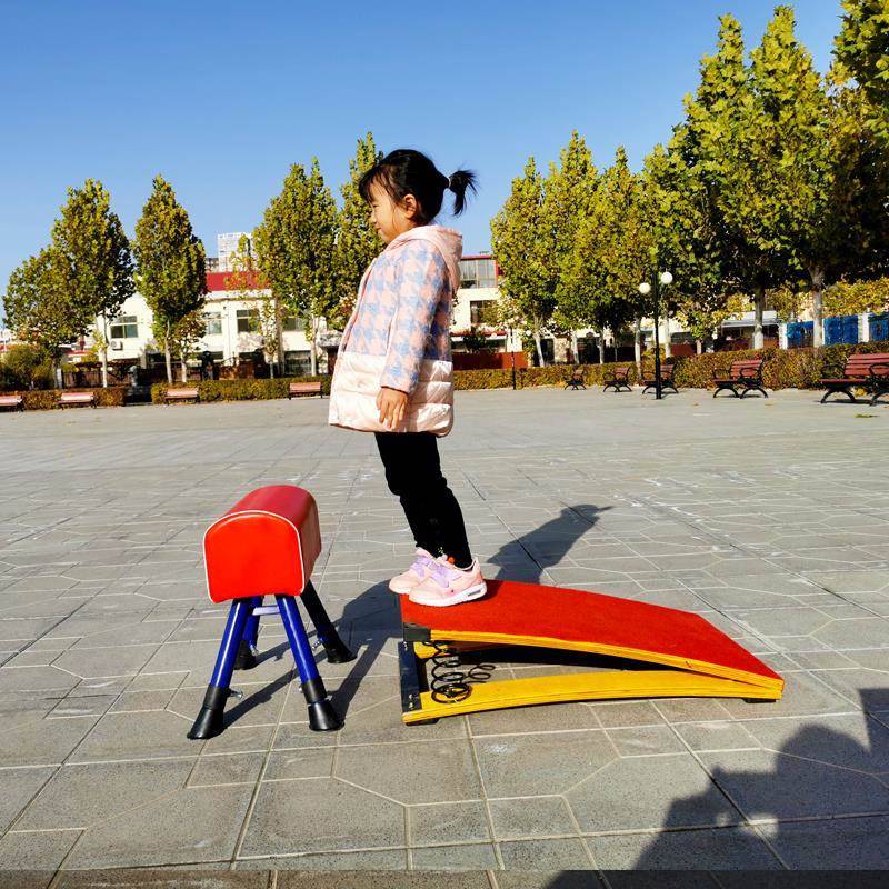 Children's adjustable horses jumping horse kindergarten saddling horse disassembled jumping box big goat jump training equipment spring assistance springboard