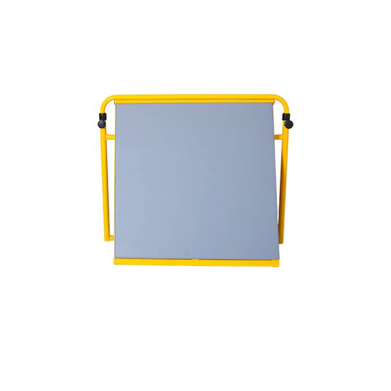 Large -and -descendant Portal Board Large