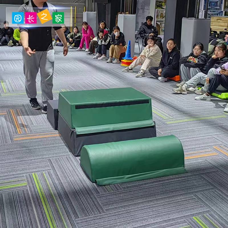 Smart children's jumping saddle horse jumping box software training jumping box children soft jumping stool goats goat jump leap obstacles