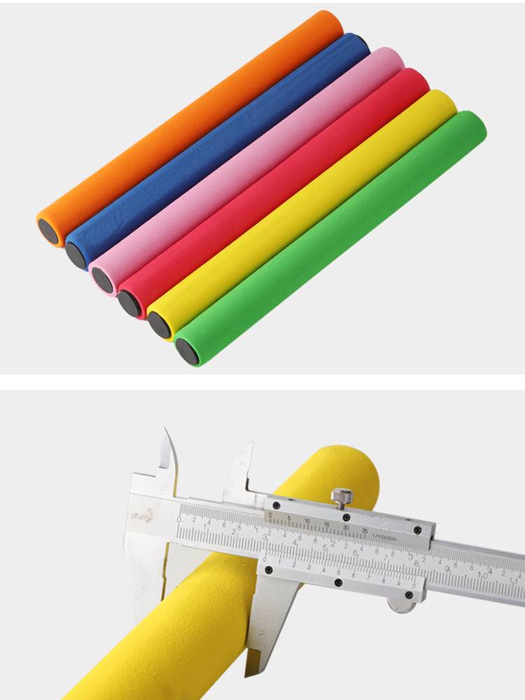 Anti -rod track and field competition for special aluminum alloy plastic red and white children's relay rod kick -in kindergarten sponge aperture props