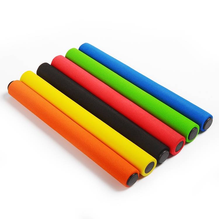 Paying rod sponge anti -slip children's relay rod, track and field competition, student relay stick stainless steel transmission stick
