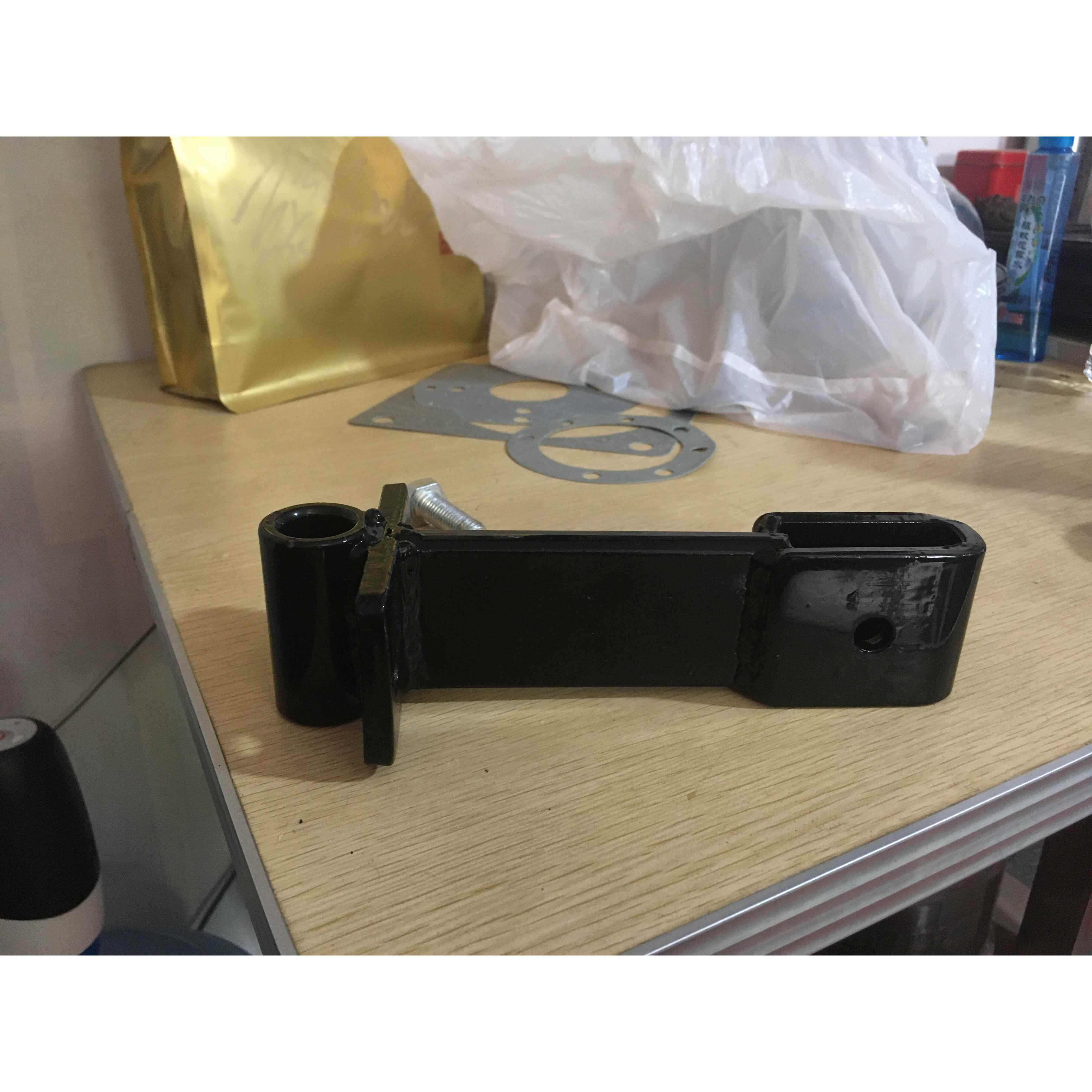 Connect (with fixed screws)
