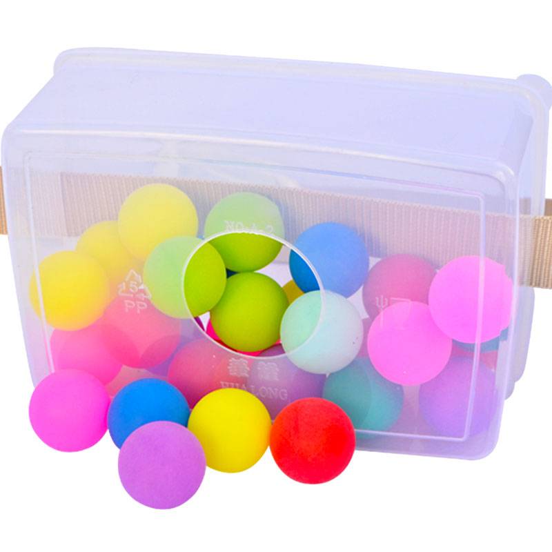 Rooster egg shaking ping pong box game master group auxiliary buttocks team to build outdoor room to pick up props