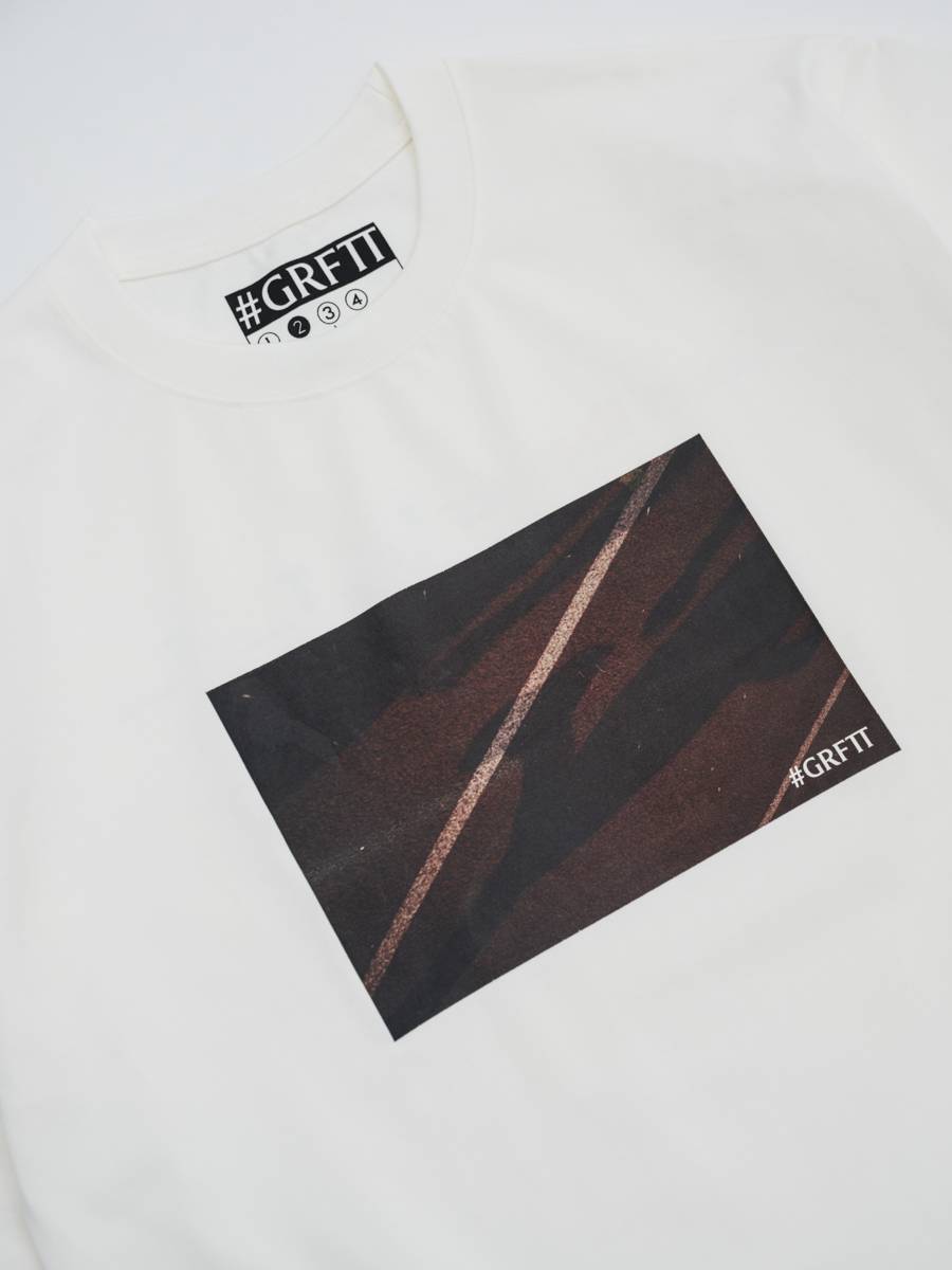 GRFTT's new Photot white printing round neck short -sleeved men and women same pure cotton casual relaxation stick heavy T -shirt