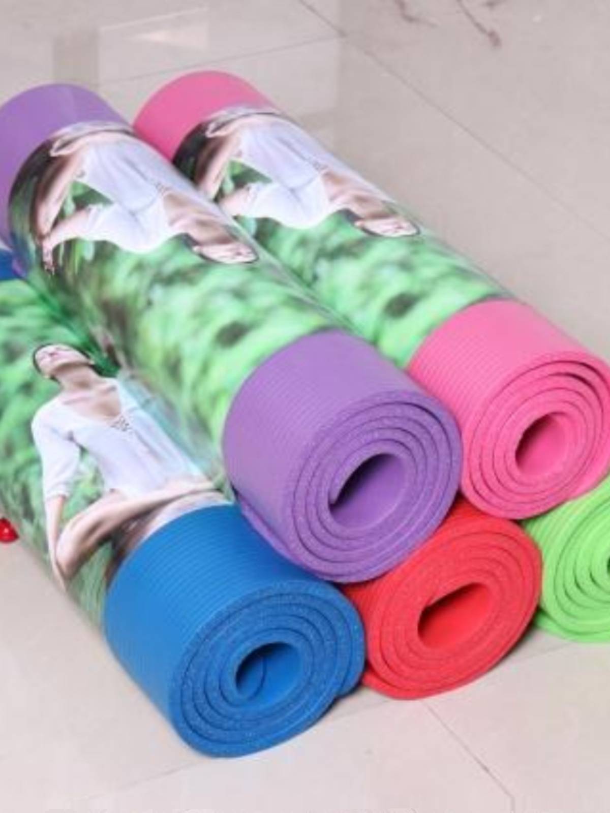The opening season will rush in advance, the second -class product of the second -class product, widen the thickness of the fitness sports anti -slip environmentally friendly tablet yoga mat